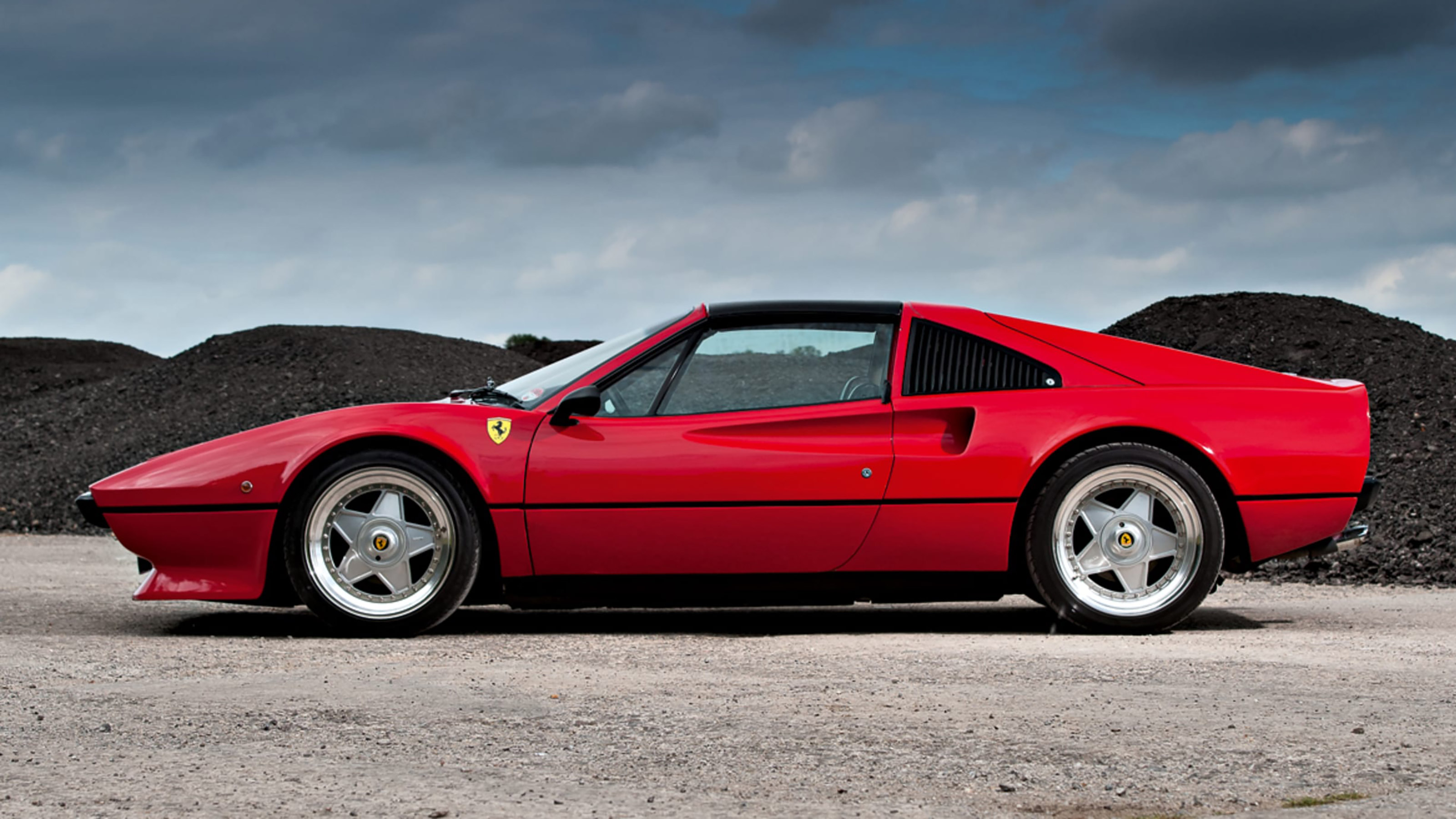 Ferrari 308 GTB/GTS: history, specs and buying guide | evo